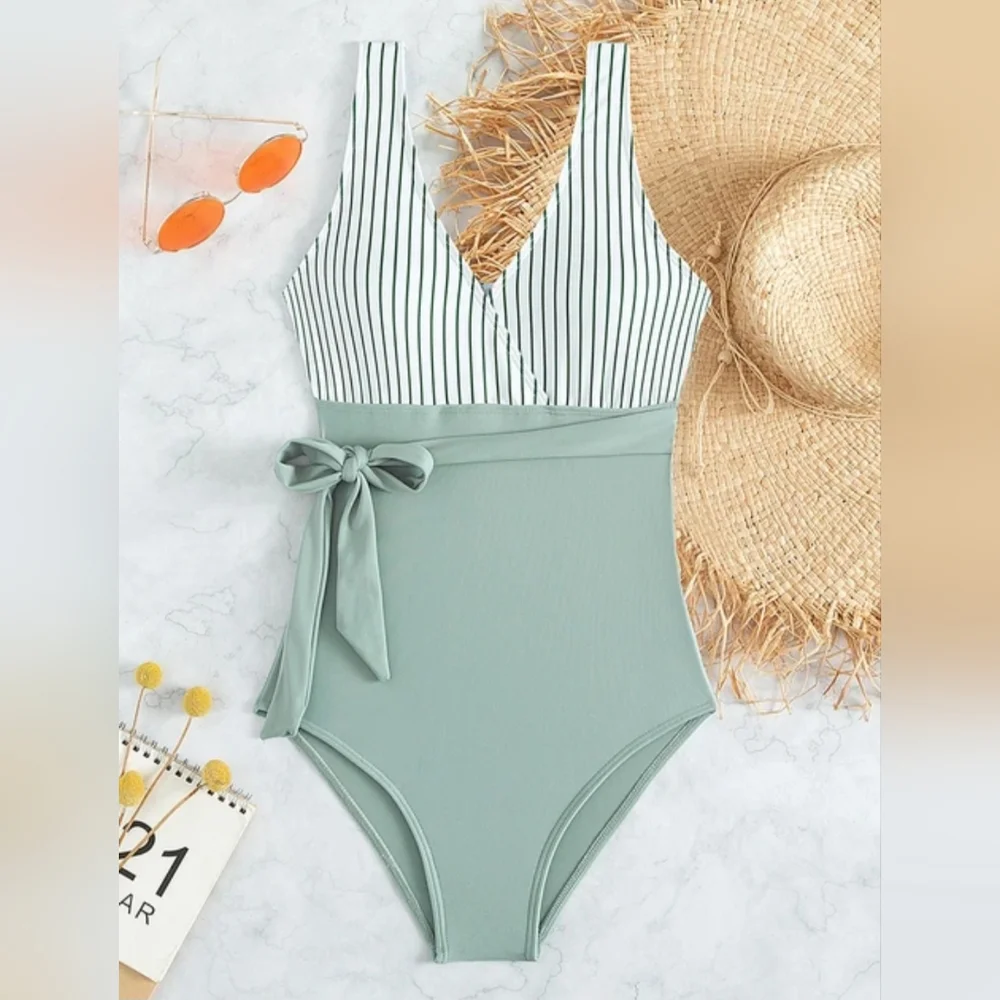 New, Striped contrast swimsuit with side tie womens medium 8 10 - Picture 2 of 5